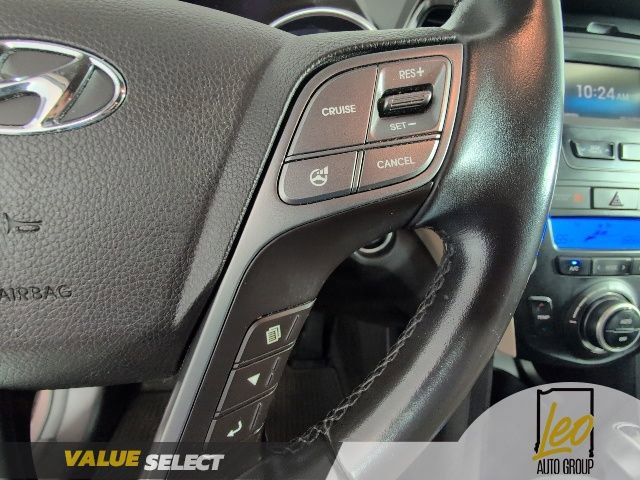 Used 2014 Hyundai Santa Fe GLS image 17