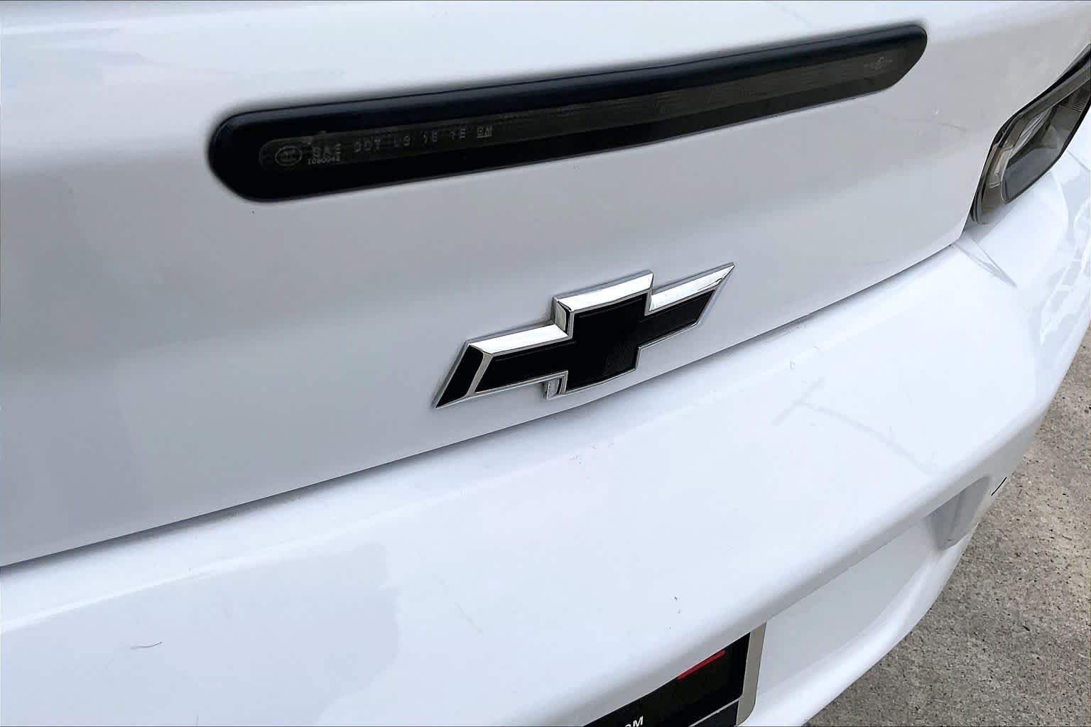 Used 2019 Chevrolet Camaro SS RWD image 28