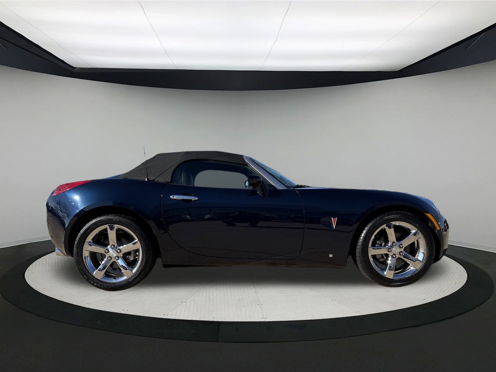 Used 2006 Pontiac Solstice Base w/ Premium Package image 6