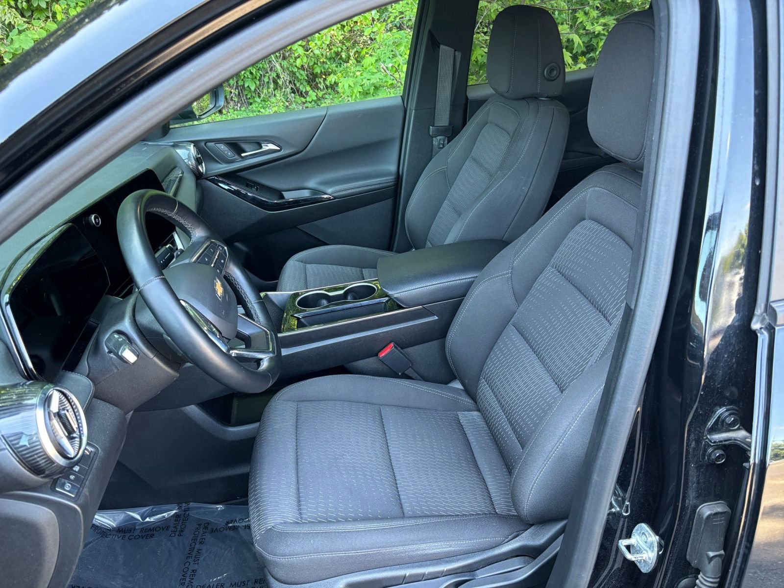 Used 2025 Chevrolet Equinox LT FWD image 36