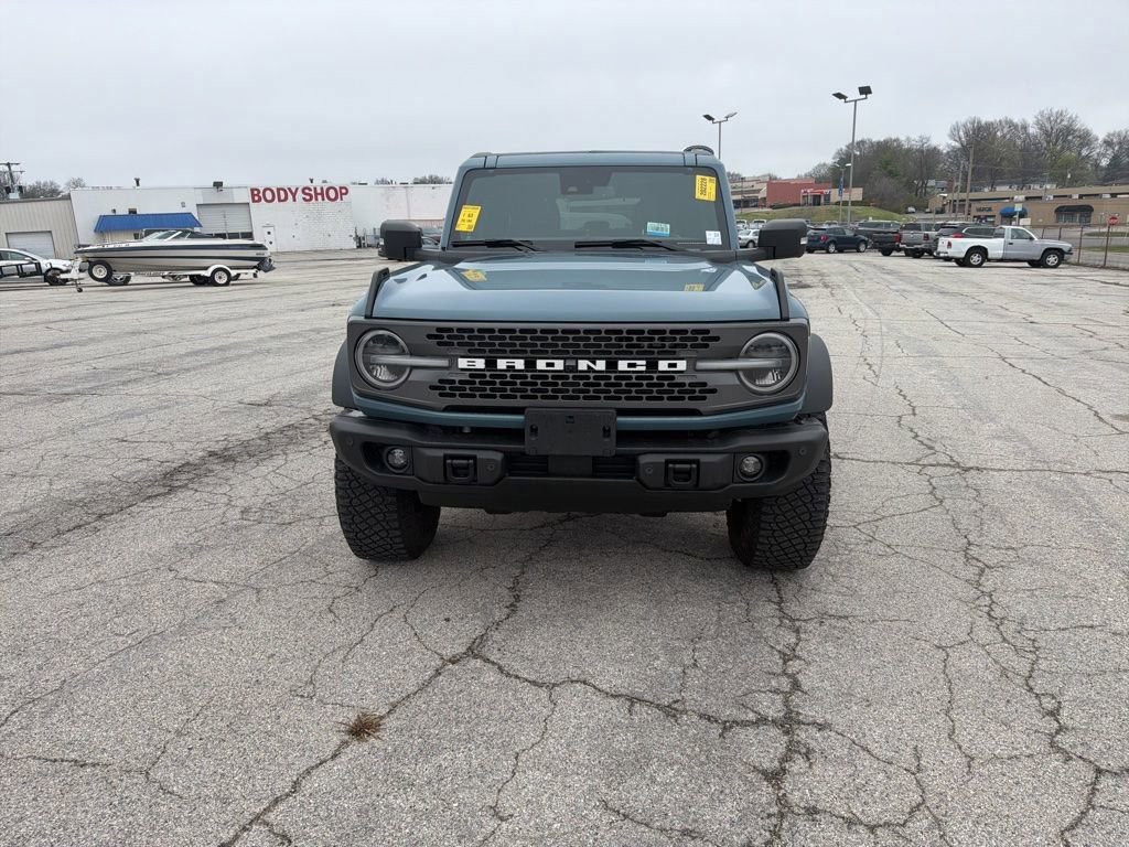 Used 2022 Ford Bronco Badlands image 3