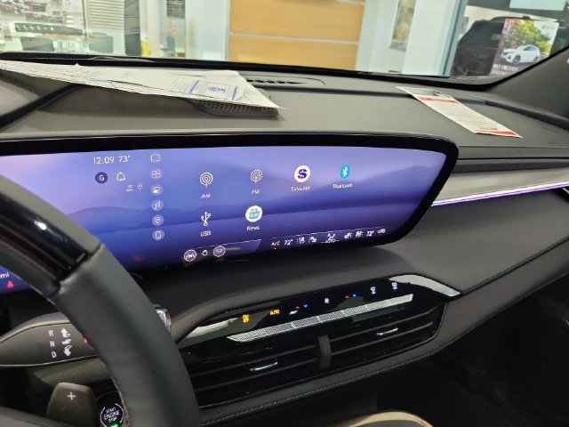 New 2026 Buick Enclave Avenir w/ Super Cruise Package FWD image 28