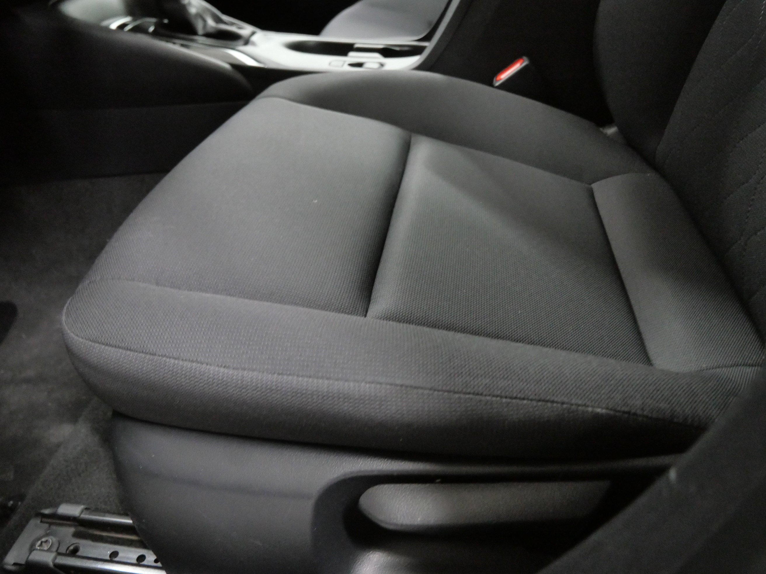 Certified 2025 Toyota Corolla LE FWD image 21
