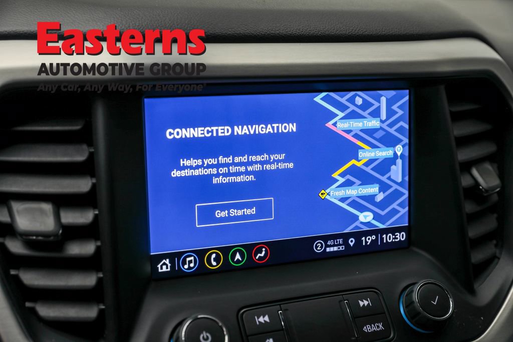 Used 2023 GMC Acadia SLT image 19