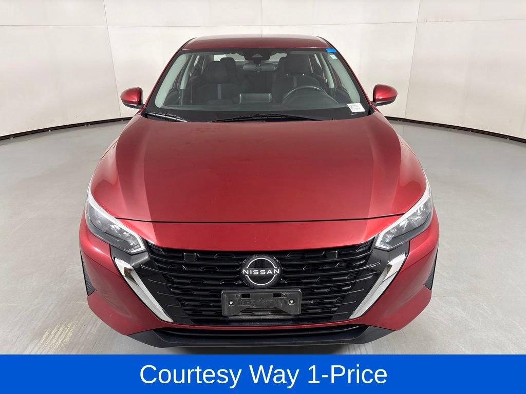 Used 2024 Nissan Sentra SV FWD image 4