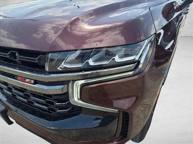 Used 2022 Chevrolet Tahoe Z71 w/ Luxury Package AWD/4WD image 9