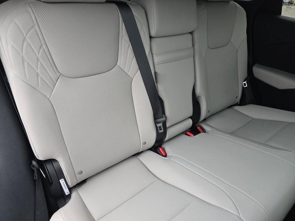 Used 2025 Lexus RX 350 Premium image 33