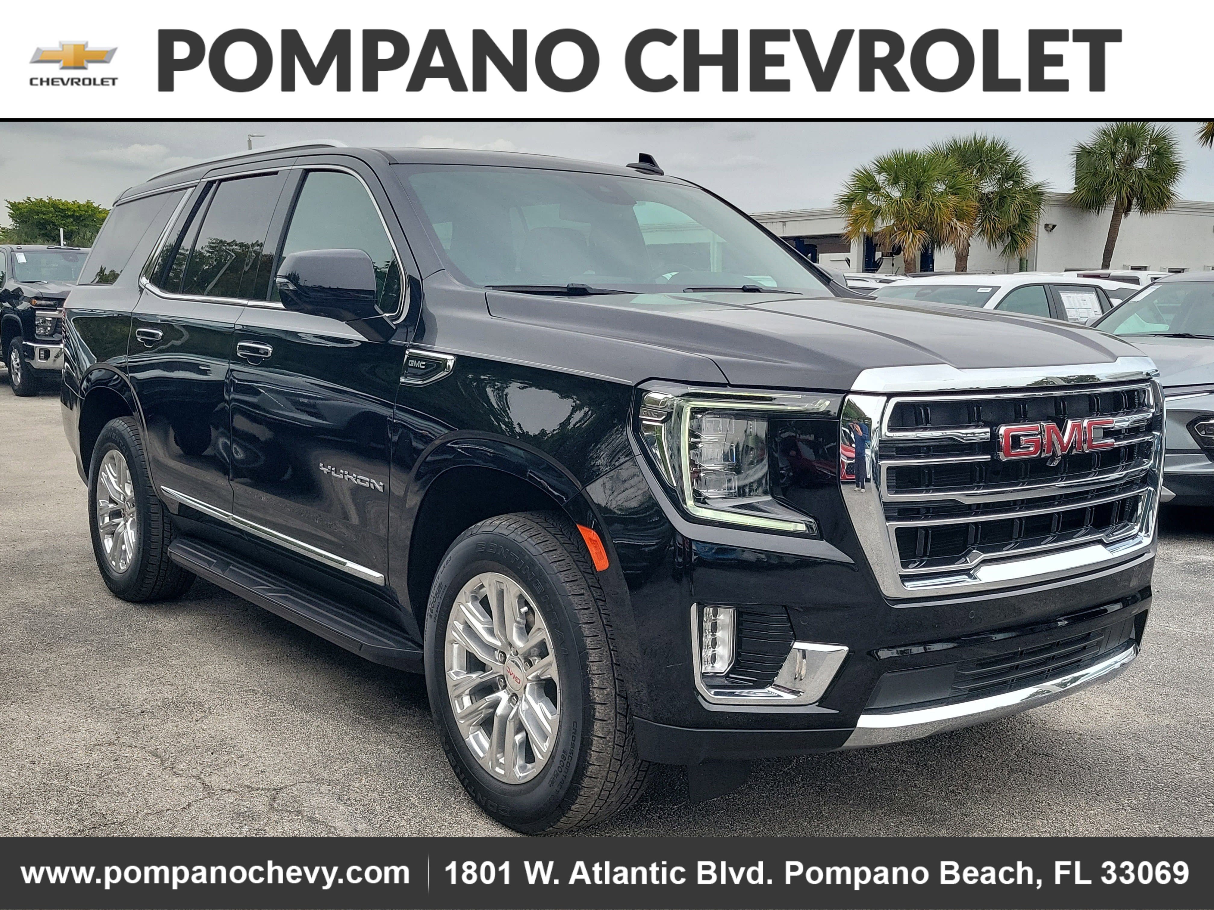 Used 2023 GMC Yukon SLT w/ SLT Premium Package image 7