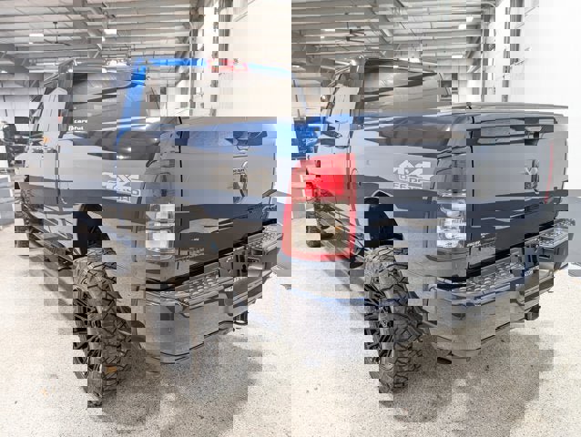 Used 2022 RAM 2500 Big Horn w/ Night Edition image 5