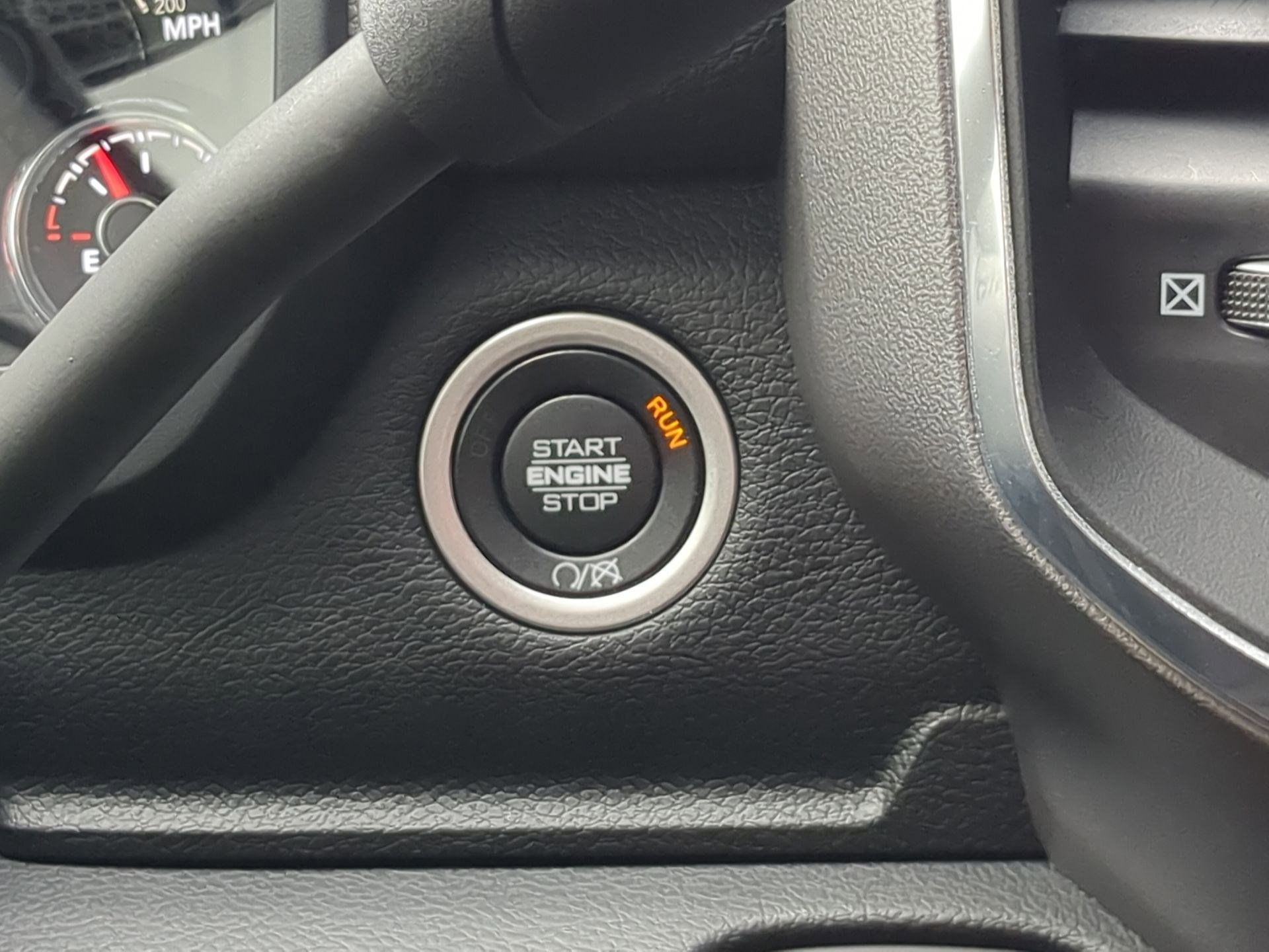 Used 2024 RAM 3500 Laramie w/ Night Edition image 20