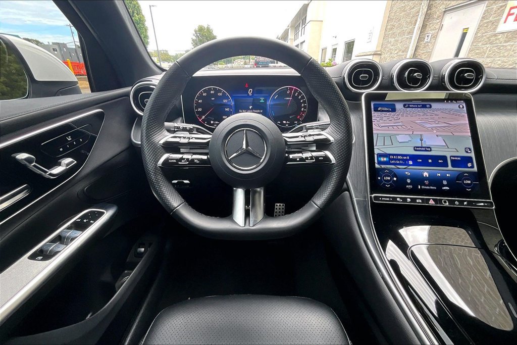Certified 2025 Mercedes-Benz GLC 350e 4MATIC image 5