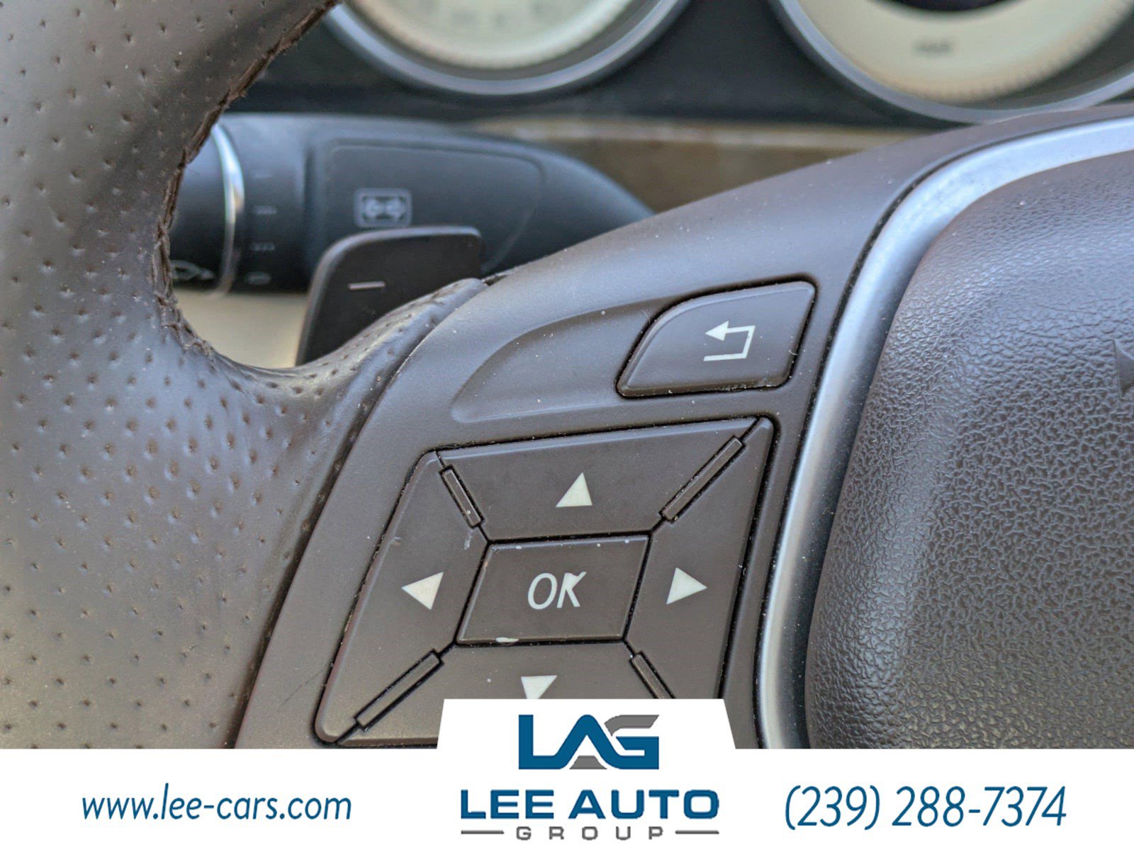 Used 2014 Mercedes-Benz E 350 Sedan w/ Premium 1 Package image 20