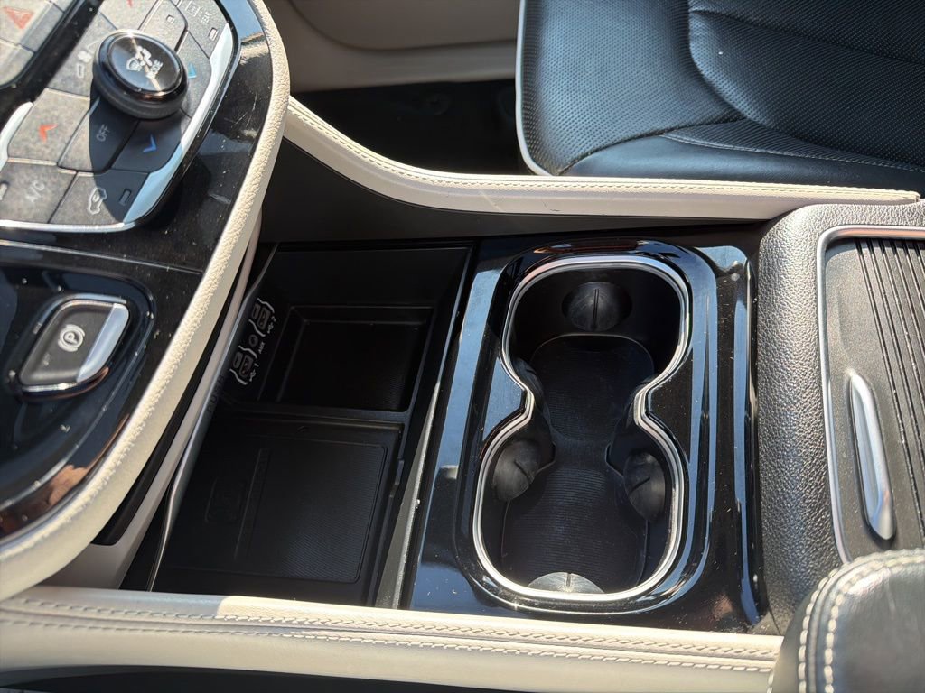 Used 2021 Chrysler Pacifica Limited image 38