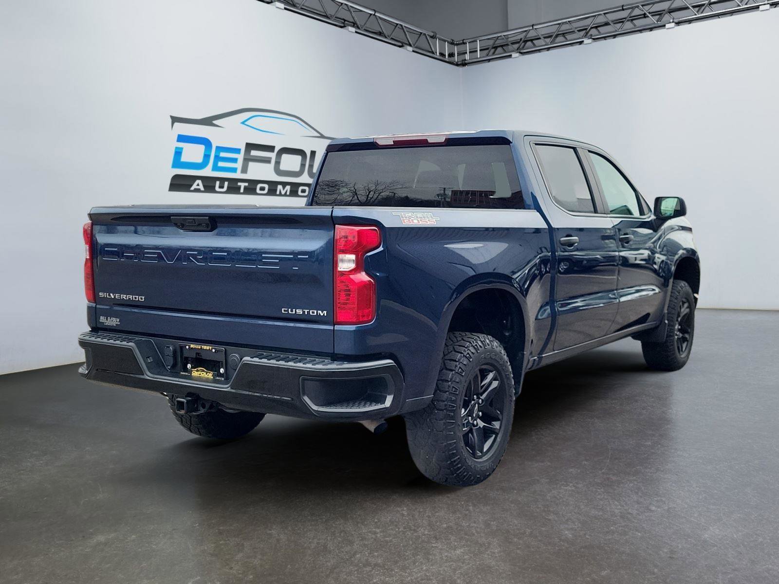Used 2023 Chevrolet Silverado 1500 Custom Trail Boss image 3