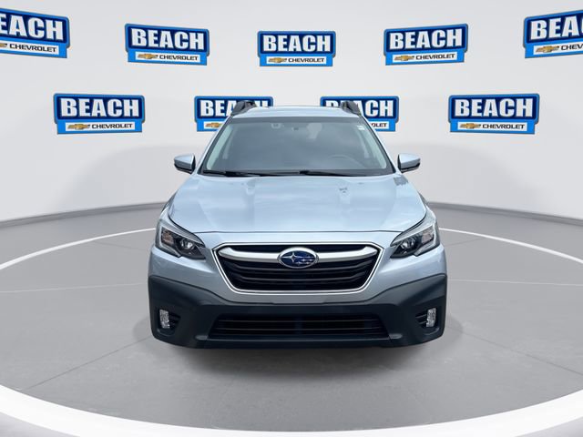 Used 2021 Subaru Outback Premium AWD/4WD image 3