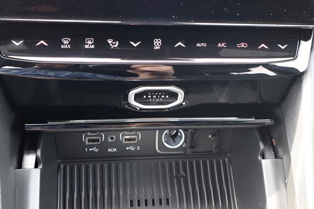 New 2026 Jeep Grand Cherokee Laredo image 24