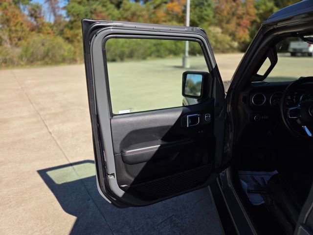 Used 2018 Jeep Wrangler Unlimited Sahara w/ Quick Order Package 24M Moab image 22