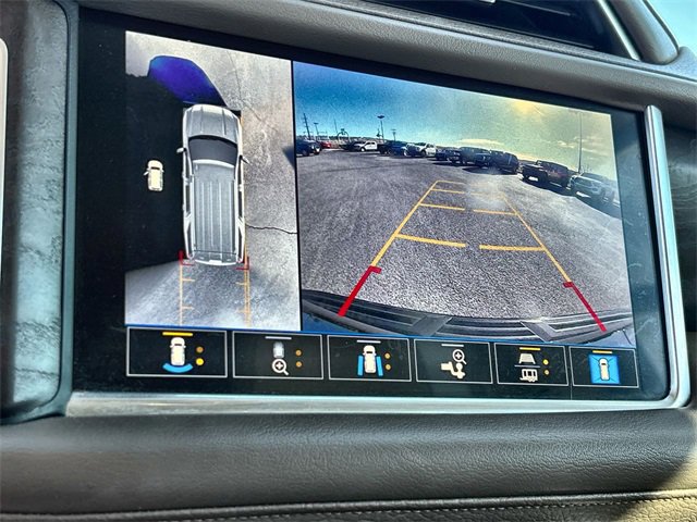 Used 2021 GMC Yukon Denali w/ Denali Premium Package image 36