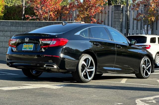 Used 2022 Honda Accord Sport image 4
