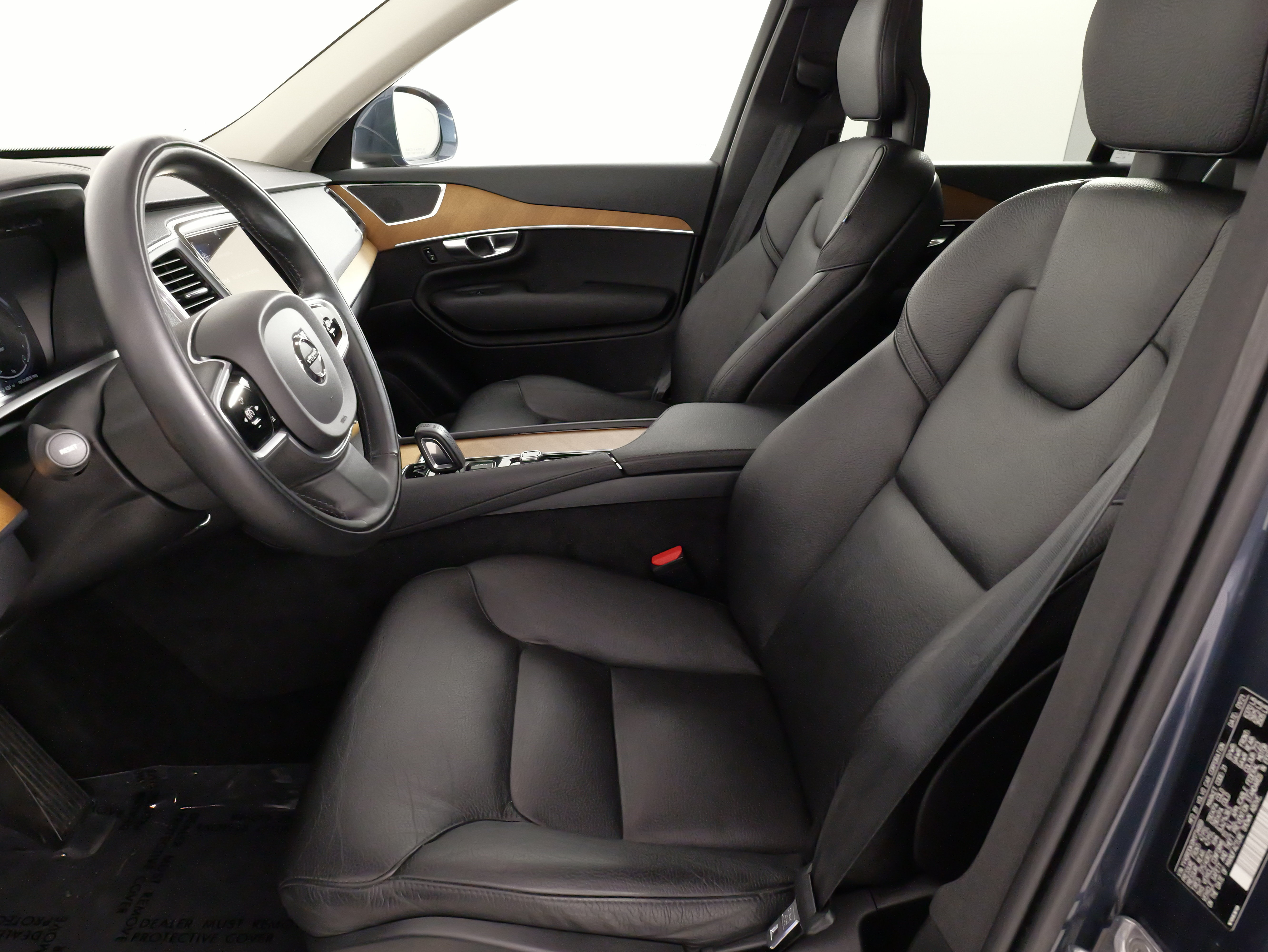 Used 2021 Volvo XC90 T8 Inscription Expression w/ Protection Package Premier AWD/4WD image 27
