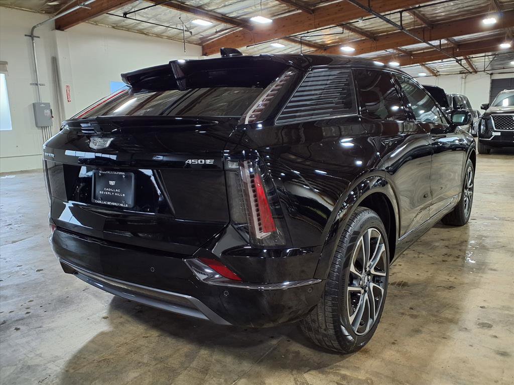 New 2026 Cadillac Optiq Sport 1 image 8