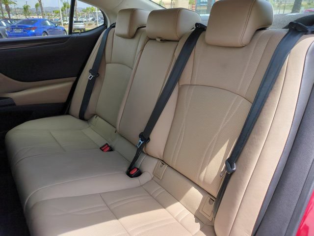 Used 2019 Lexus ES 350 w/ Accessory Package FWD image 27