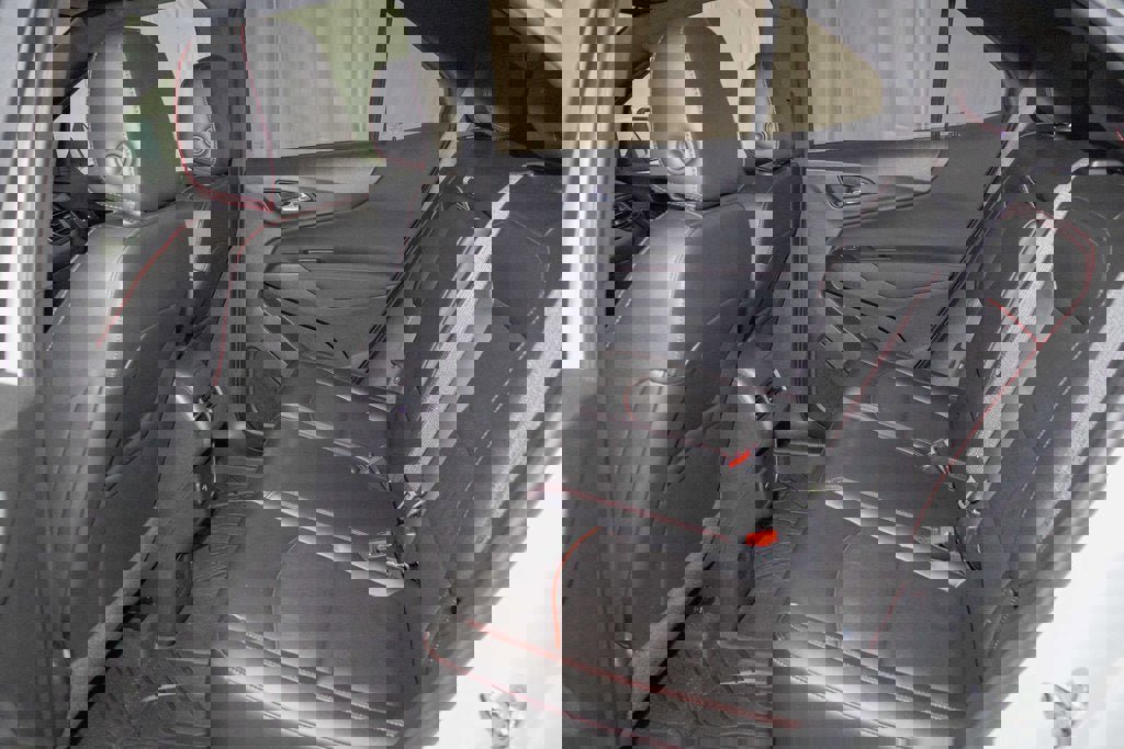 Certified 2022 Chevrolet Equinox RS w/ RS Leather Package image 13