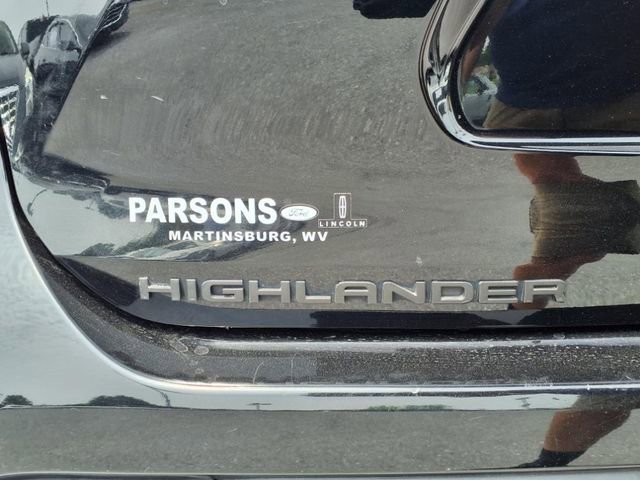 Used 2021 Toyota Highlander XLE AWD/4WD image 7