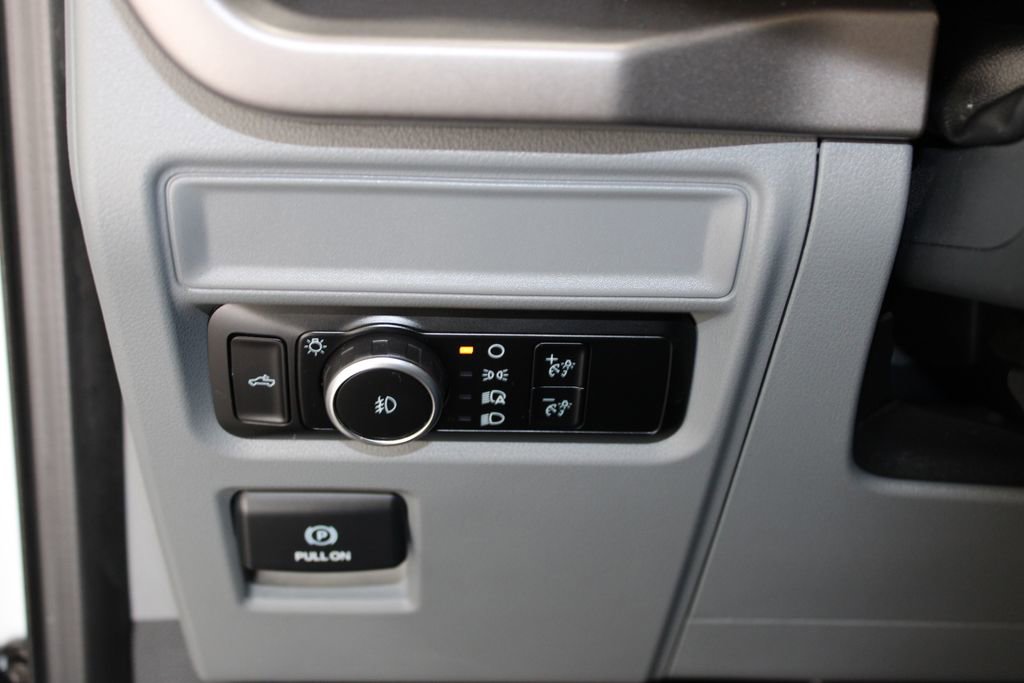 Used 2024 Ford F150 XLT image 37
