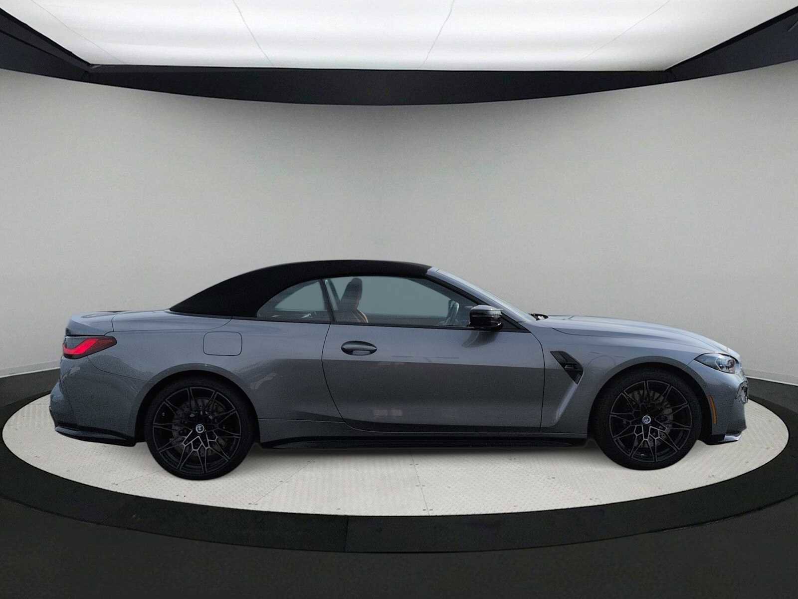 Used 2023 BMW M4 xDrive Competition AWD/4WD image 9
