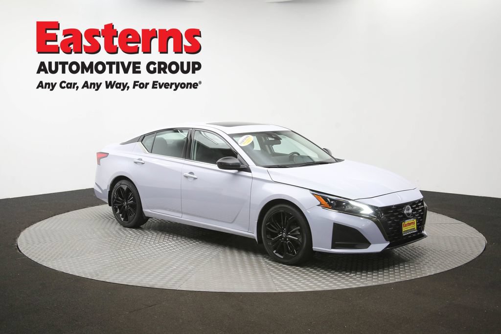 Used 2023 Nissan Altima 2.5 SR w/ SR Premium Package FWD image 50