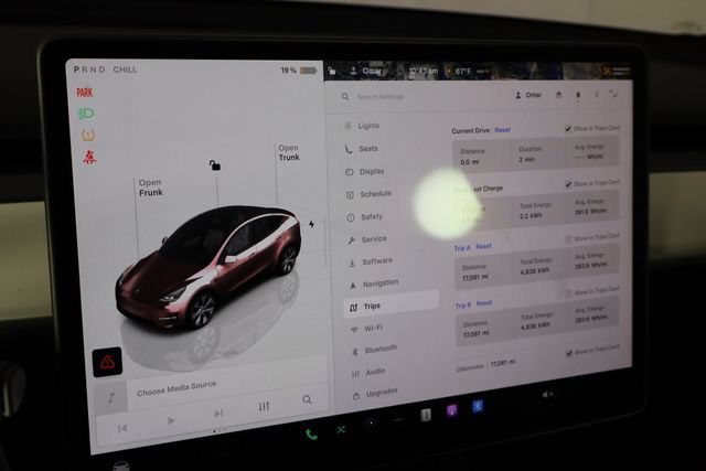 Used 2024 Tesla Model Y Long Range RWD image 34