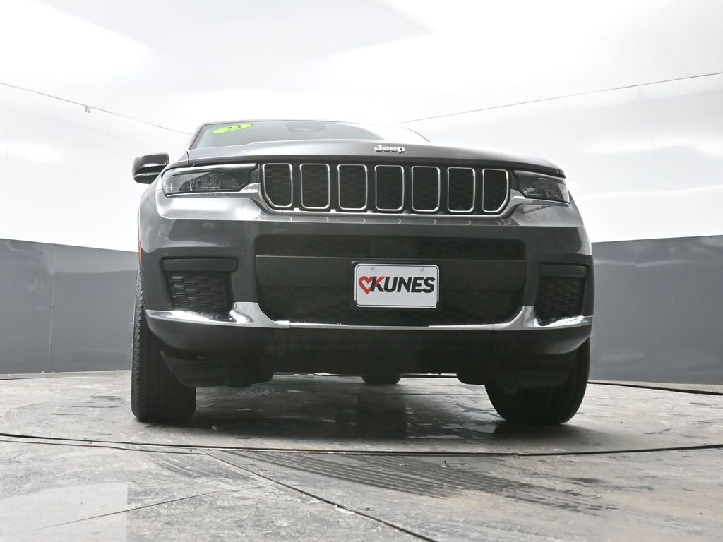 Used 2023 Jeep Grand Cherokee L Laredo image 54
