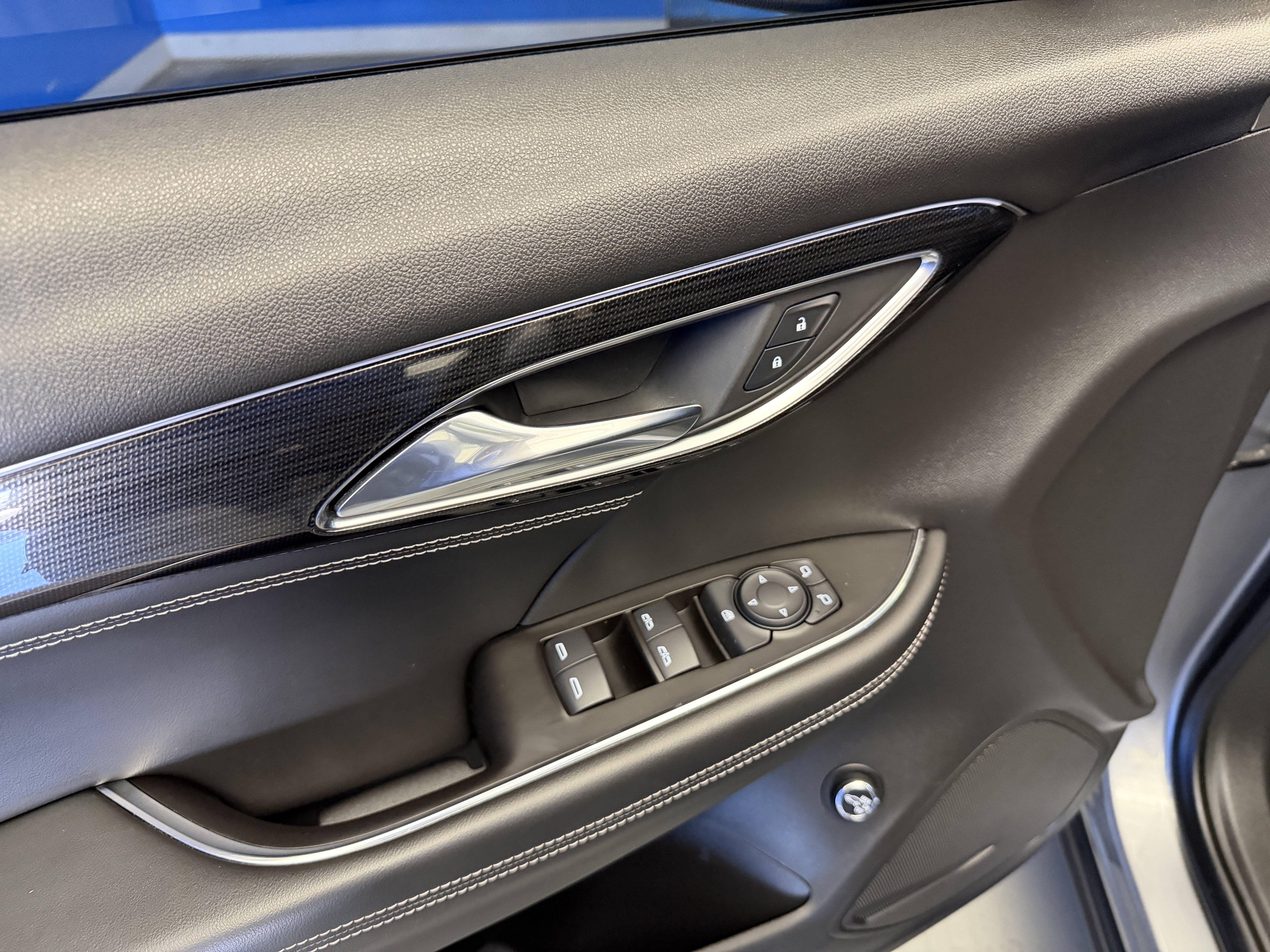 Used 2022 Buick Envision Preferred FWD image 10