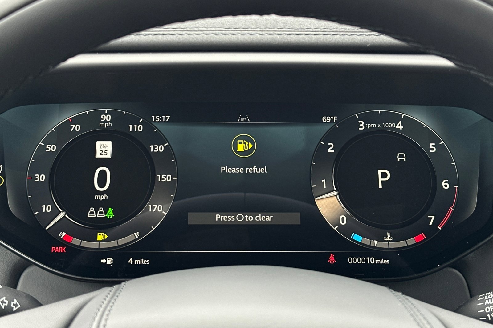 New 2025 Land Rover Range Rover Sport Dynamic SE image 24