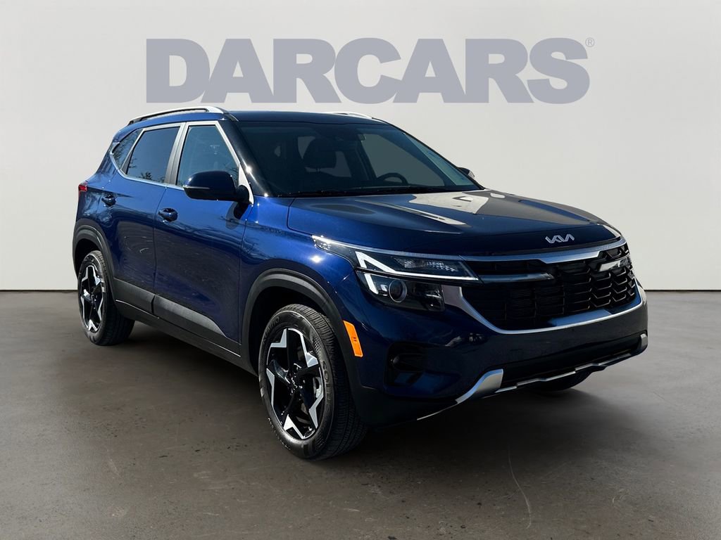 Used 2025 Kia Seltos EX AWD/4WD image 1