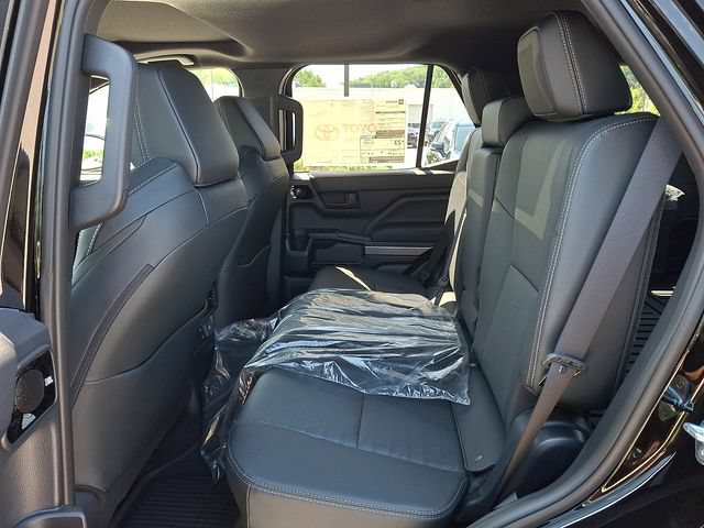 Certified 2026 Toyota 4Runner TRD Off-Road Premium AWD/4WD image 5