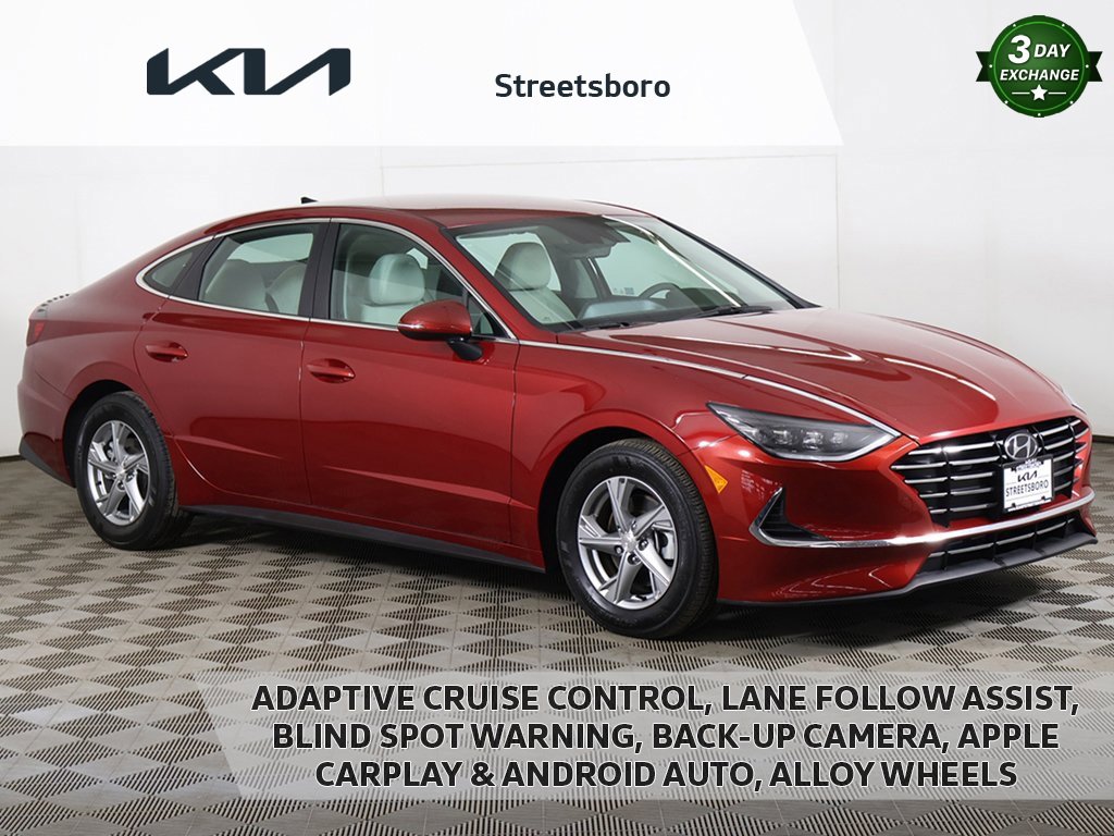 Used 2023 Hyundai Sonata SE w/ Preferred Accessory Package