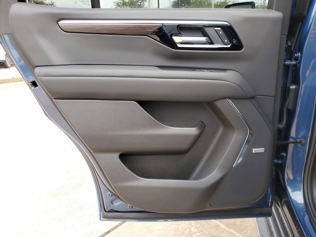 New 2026 Chevrolet Tahoe LT w/ Comfort Package image 16