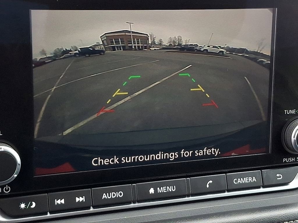 Used 2024 Nissan Rogue S image 17