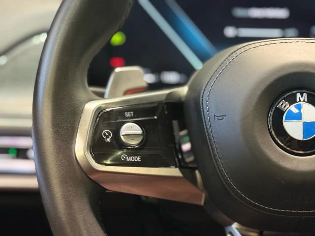 Used 2025 BMW 760i xDrive w/ Executive Package image 67