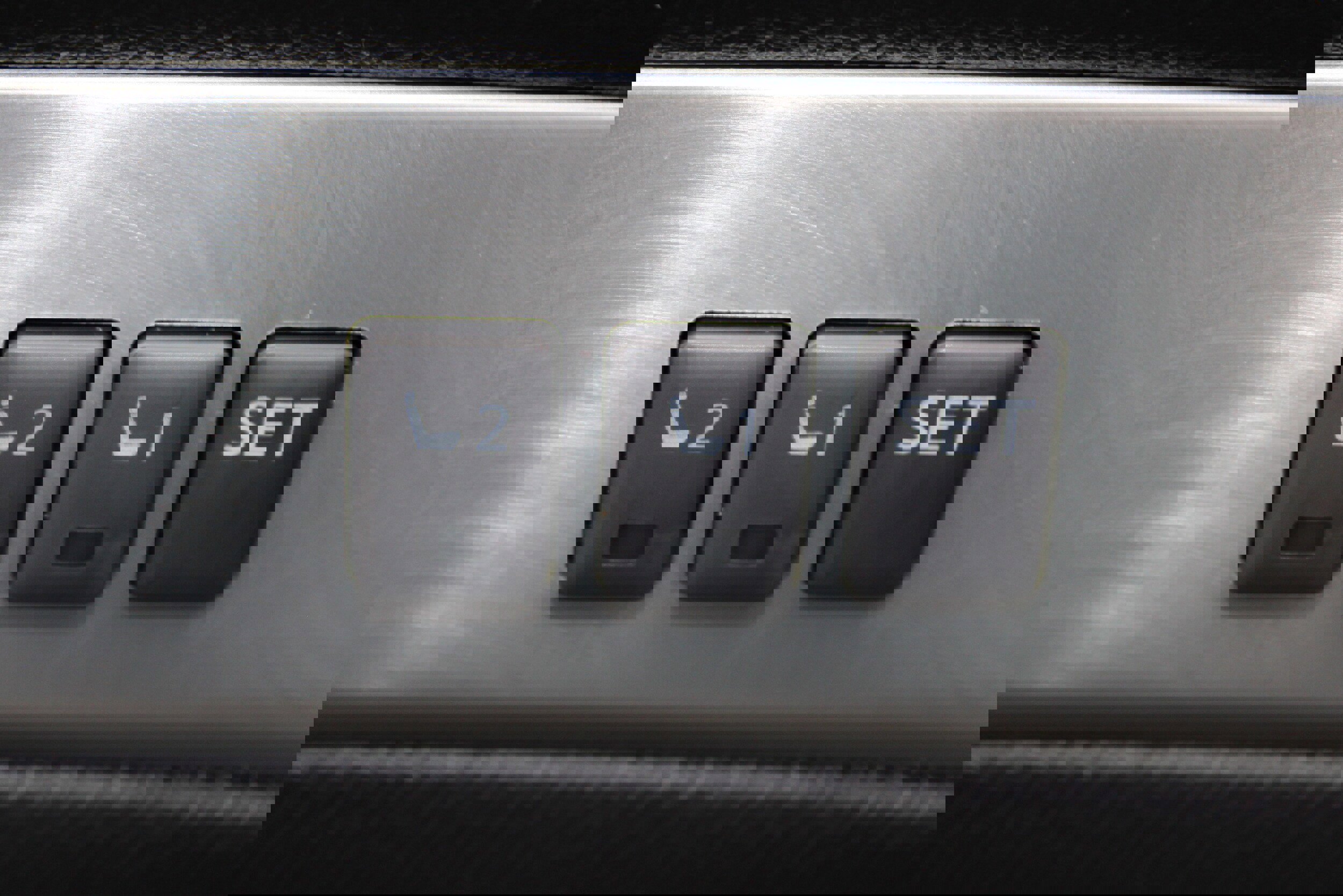 Used 2013 INFINITI G37 Journey w/ Premium Pkg image 16