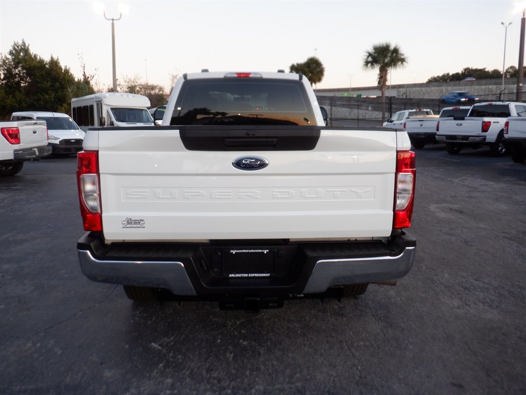 Used 2020 Ford F250 XL w/ Power Equipment Group image 4