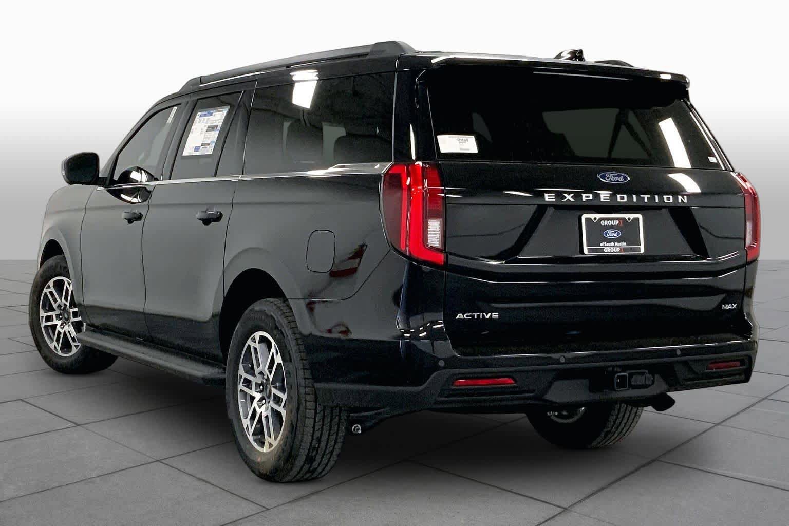 New 2026 Ford Expedition Max Active RWD image 11