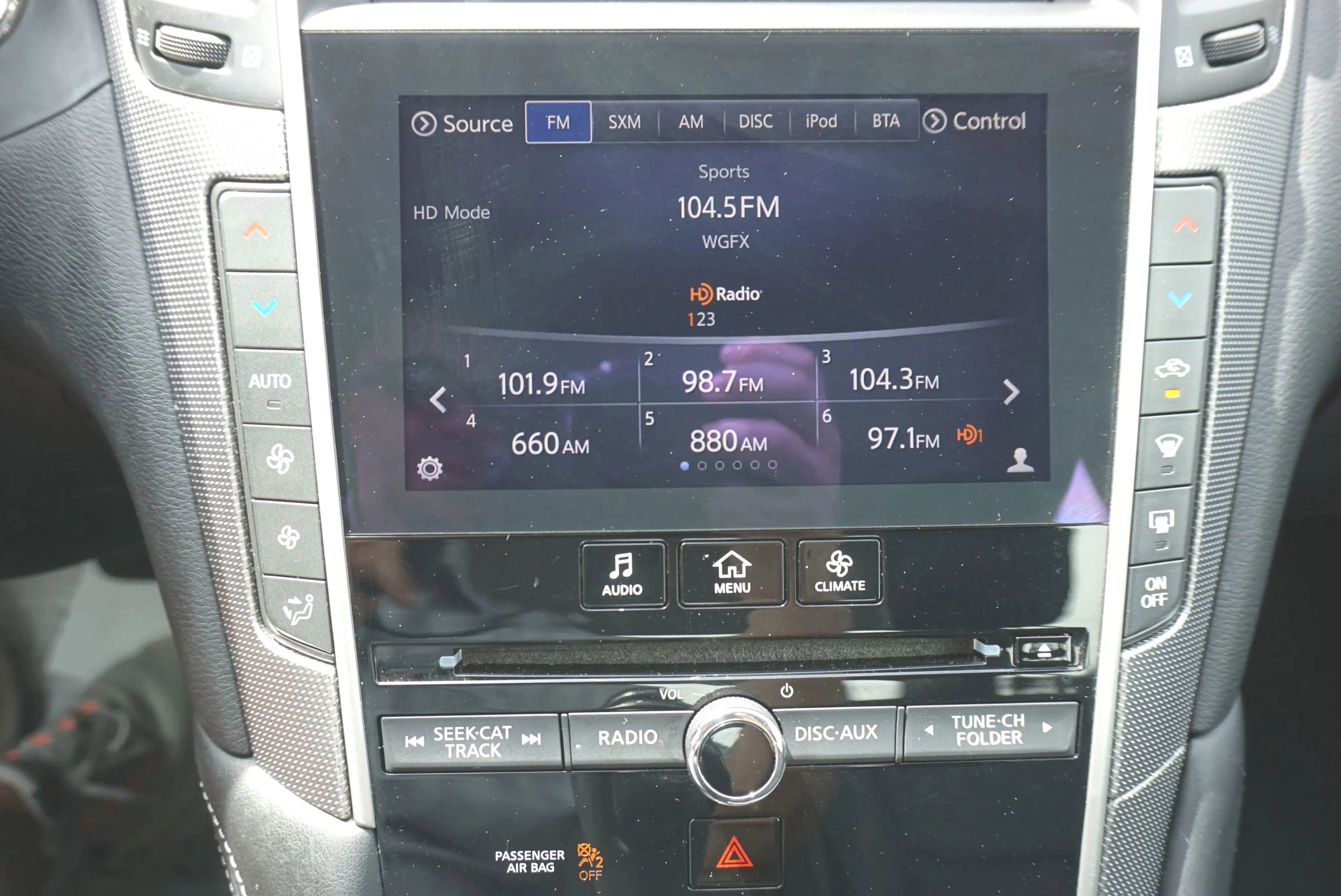 Used 2014 INFINITI Q50 2.0t w/ Moonroof Package AWD/4WD image 30