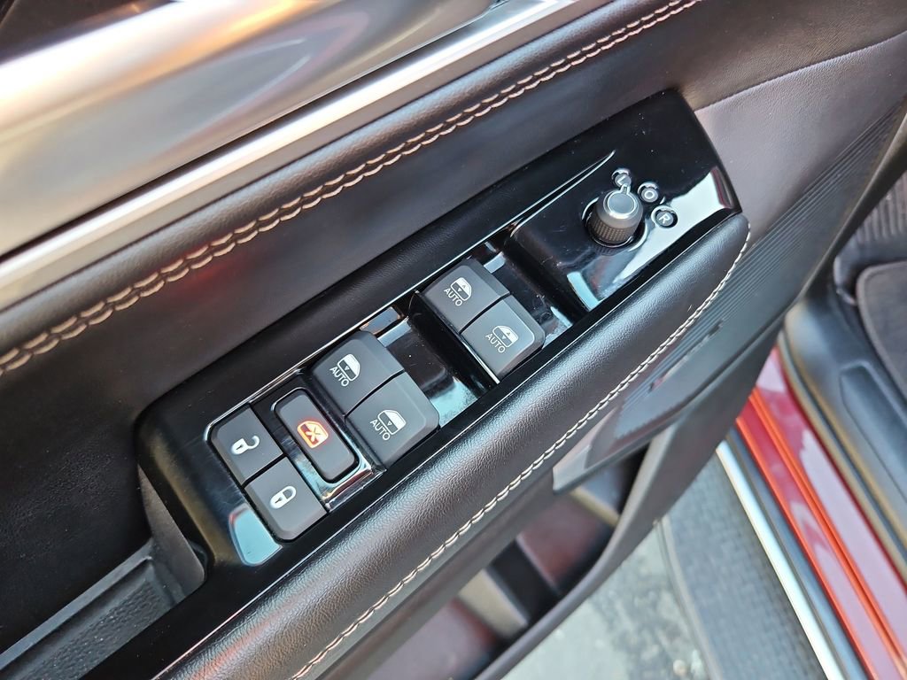 Used 2024 Jeep Wagoneer Series II w/ Flexible Seating Group image 28