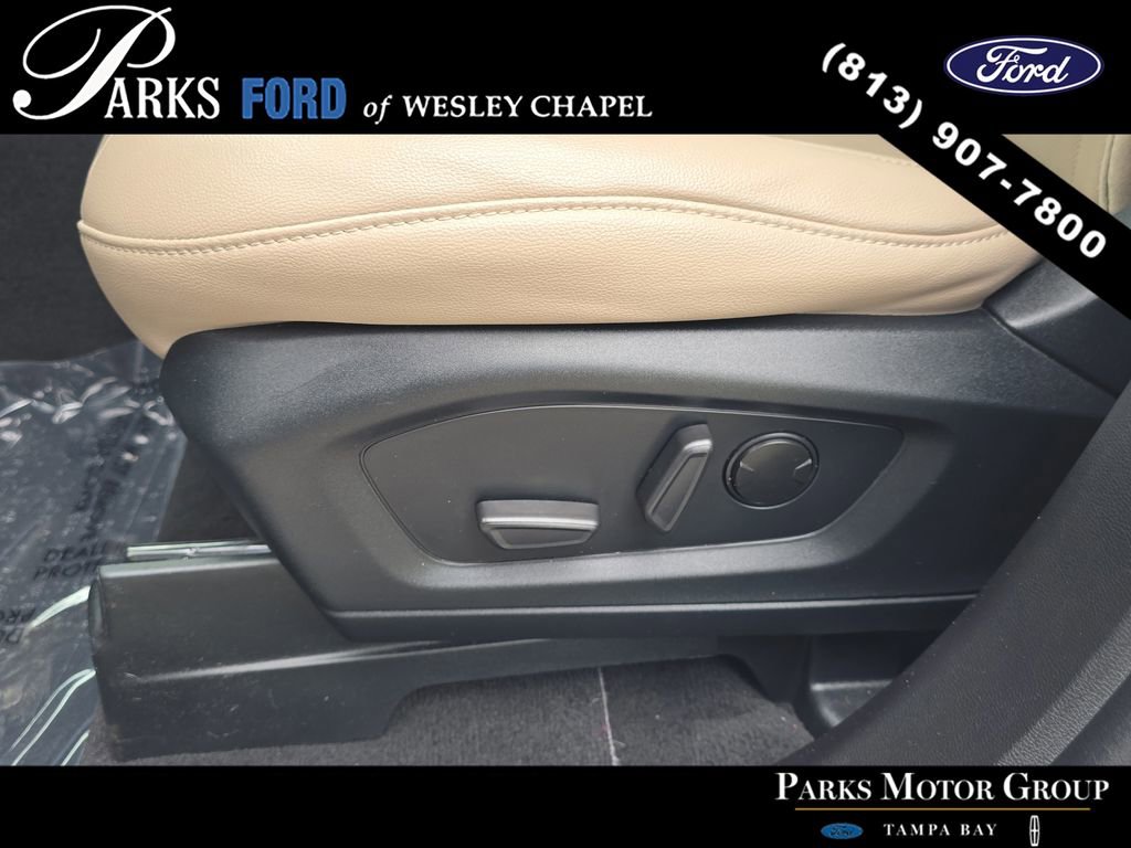 Certified 2023 Ford Explorer Limited w/ Limited Technology Package image 20