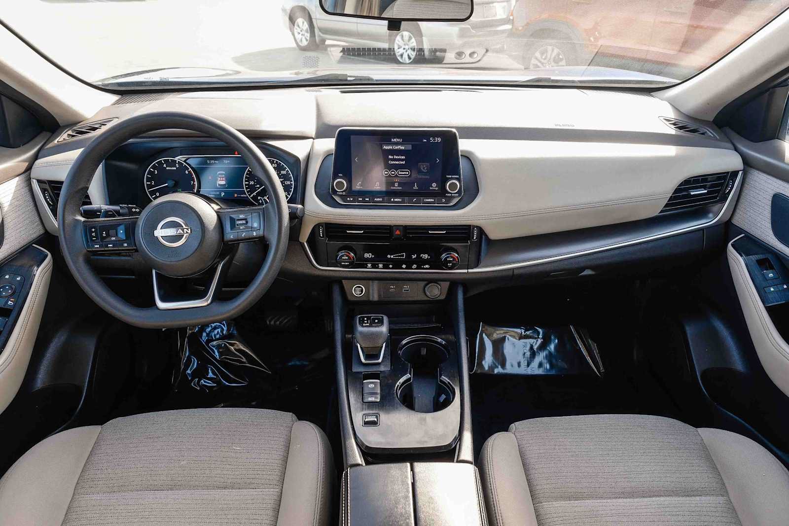 Used 2023 Nissan Rogue SV FWD image 13