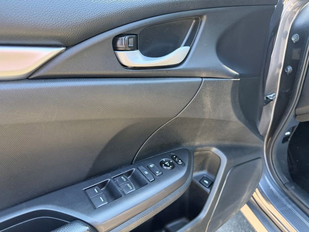 Used 2020 Honda Civic Sport image 10