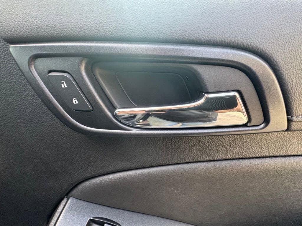 Used 2020 GMC Yukon SLE w/ SLE Value Package image 30